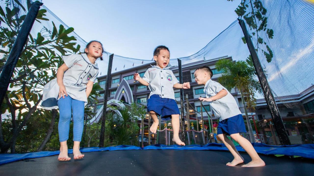 Phanomrungpuri Hotel Buriram Nang Rong Екстер'єр фото