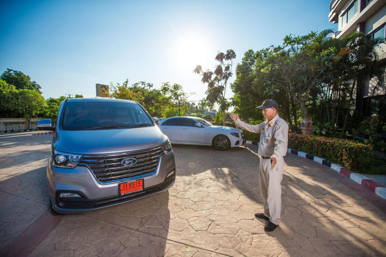 Phanomrungpuri Hotel Buriram Nang Rong Екстер'єр фото