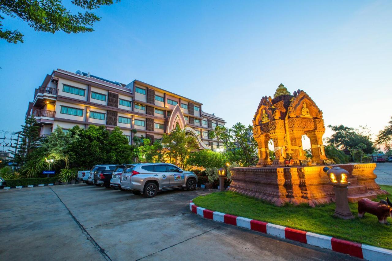 Phanomrungpuri Hotel Buriram Nang Rong Екстер'єр фото