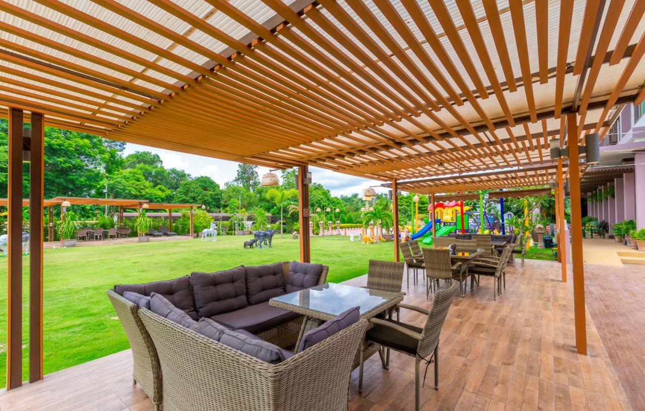 Phanomrungpuri Hotel Buriram Nang Rong Екстер'єр фото